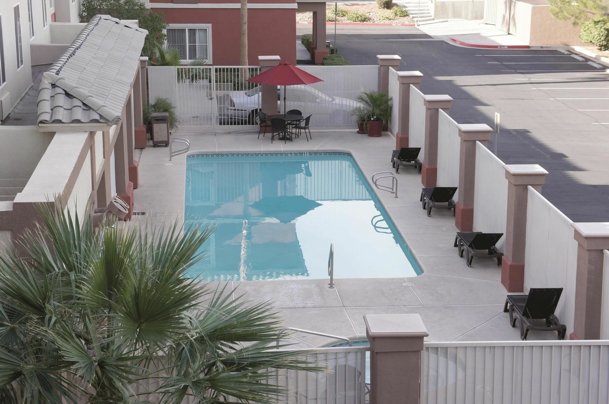 La Quinta By Wyndham Las Vegas Redrock/Summerlin Exterior foto